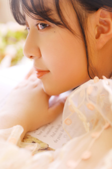 家里没人叫大声点我想听
